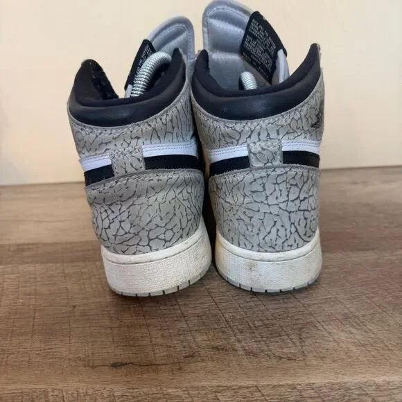 Nike Air Jordan 1 Retro OG High White Cement Elephant Print boys Shoes Sz 7Y - Picture 5 of 9